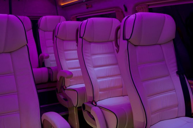 Private Transfer , from or to Santorini Airport / Port / Hotel - Key Points