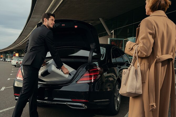Private Transfer from Paris to Charles de Gaulle Airport - Booking in Advance with Mobile Tickets