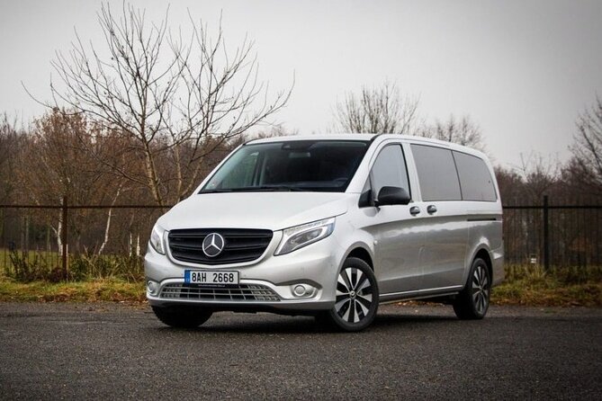 Private Transfer from Prague Airport to Prague City Hotels 1 - 7 pax - Flexibility in Cancellation and Booking in Advance