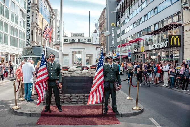 Private Transfer from Prague to Berlin with 2h of Sightseeing - The Experience of the Driver and Vehicle Comfort