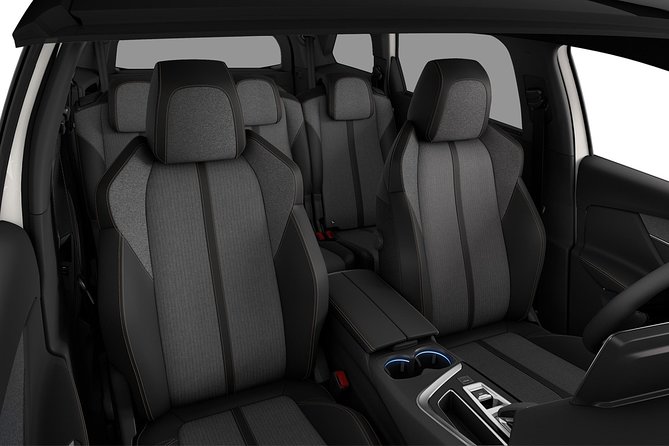 Private Transfer from Reykjavik Hotels to Keflavik Airport - Pickup at Reykjavik Hotels Made Easy