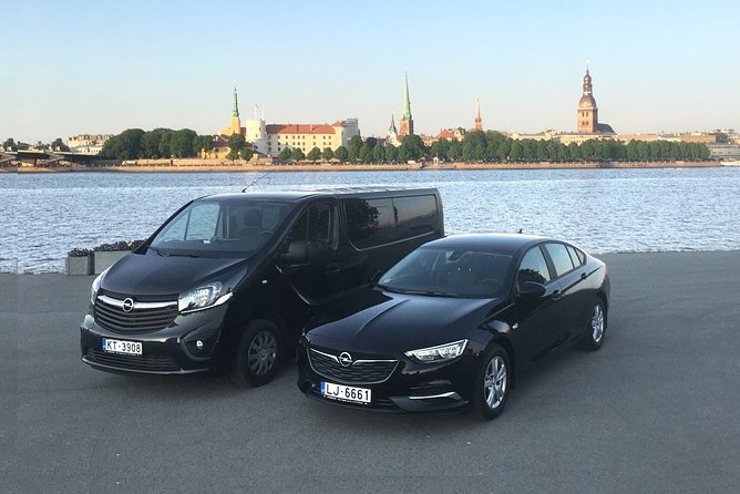 Private Transfer from Riga Airport to Hotel with English speaking driver - Efficient and Comfortable Arrival in Riga with a Private Transfer