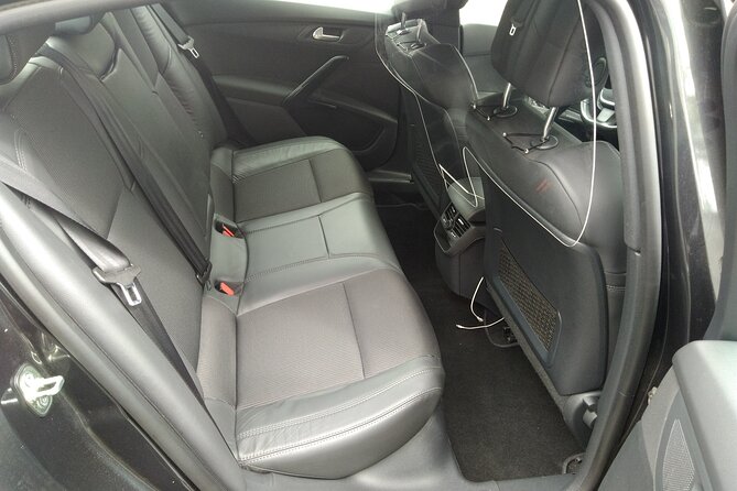 Private Transfer from Roissy Airport (CDG) to Paris city - Convenience of Private Transfer at Roissy CDG