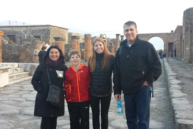 Private Transfer from Rome to Positano with Stop a Pompeii - Discover the Comfort of a Private Transfer from Rome to Positano with Pompeii Stop