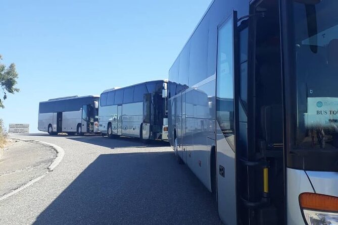 Private Transfer from Santorini Airport to Santorini - The Comfort and Convenience of Private, Air-Conditioned Vehicles