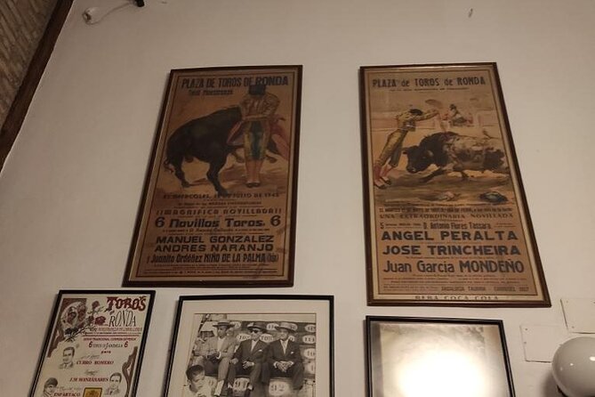 Private Transfer from Sevilla to Granada stopping in Ronda - The Guided Tour: Discover Ronda’s Hidden Corners and History