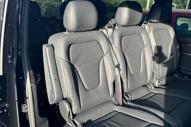 Private transfer from Split airport to Split, 1-7 person - Key Points