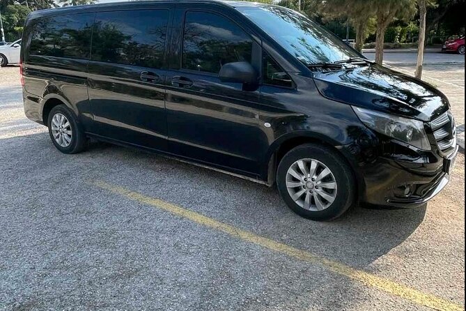 Private Transfer from/to Santorini Port and Airport - Luxury and Safety in Every Ride