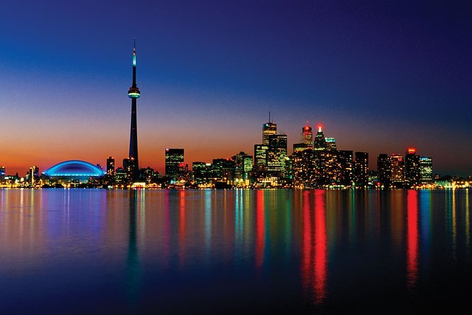 Private Transfer from Toronto (YYZ) Airport to Toronto City - Flexible Cancelation with No Penalties