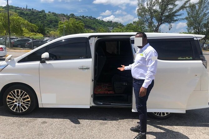 Private Transfer from Valletta Cruise Port to Malta Airport (MLA) - The 15-Minute Ride to Malta Airport