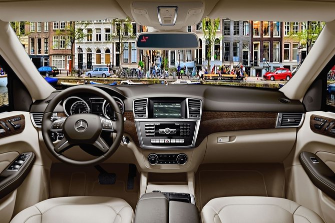 Private Transfer from Wroclaw (WRO) Airport to Wroclaw city centre - How the Transfer Ensures Hassle-Free Arrival in Wroclaw