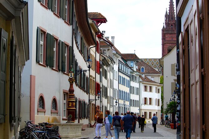 Private transfer from Zurich to Basel, with sightseeing stops - Discovering Muttenz: A Region with Hidden Potential