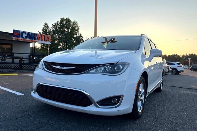 Private transfer in Orlando Airport Parks Shopping - Comfortable and Private Transfers in Orlando for Groups Up to 6