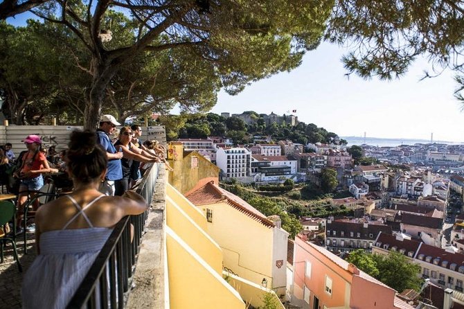 Private Transfer inside Lisbon(3pax) - Cost-Effective Transportation for Small Groups