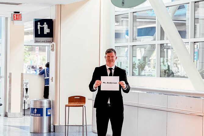 Private Transfer Jacksonville Airport to Downtown Savannah Hotels - Vehicle Options and Passenger Capacity