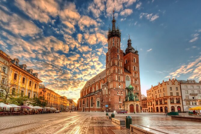Private Transfer: Krakow Airport to Krakow City Center Vice Versa - The Drivers Make the Difference in Krakow Transfers