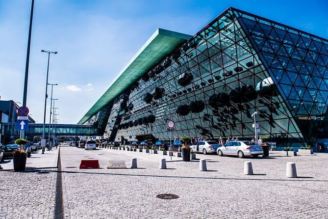 Private transfer | Krakow City - Krakow Airport Balice - Who Should Consider This Transfer?