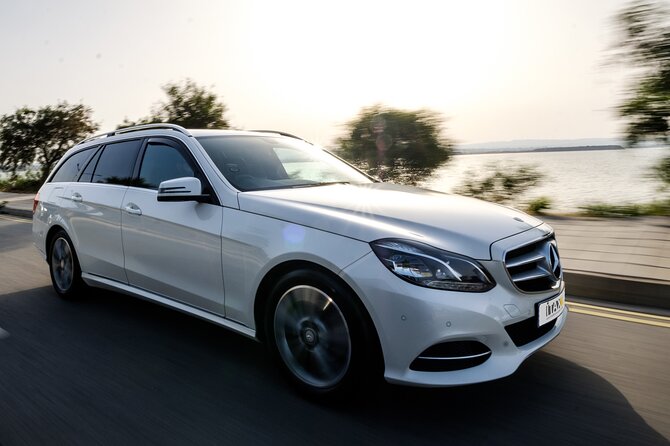 Private Transfer: Larnaca Airport to Larnaca District 1-14 pax - Key Points