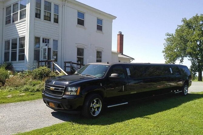 Private Transfer: Las Vegas to LAS Airport by Luxury SUV or Limousine up to 8 p - Efficient and Stylish Airport Transfer from Las Vegas Hotels