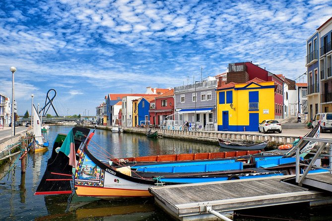 Private Transfer Lisbon-Porto with 2 (two) visits - Knowledgeable Guides Make the Difference