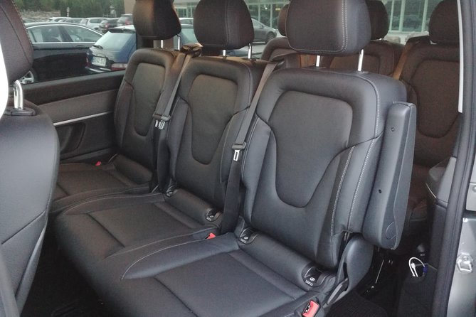 Private transfer Lisbon / Porto with tour included. - Customizable stops at notable Portuguese destinations