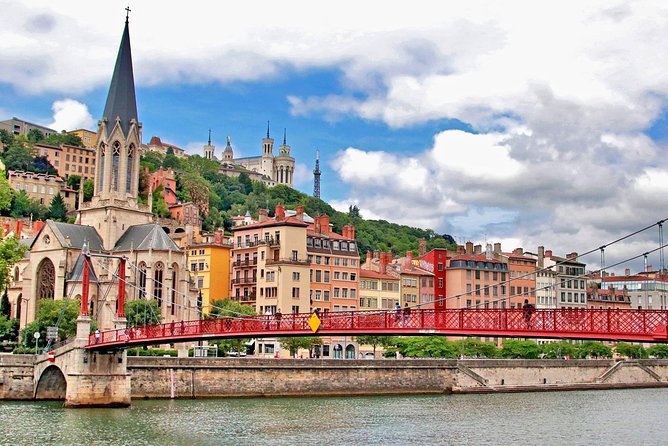 Private Transfer: Lyon Airport LYS to Lyon City in Luxury Van - Convenient Pickup at Lyon Airport Arrivals Area