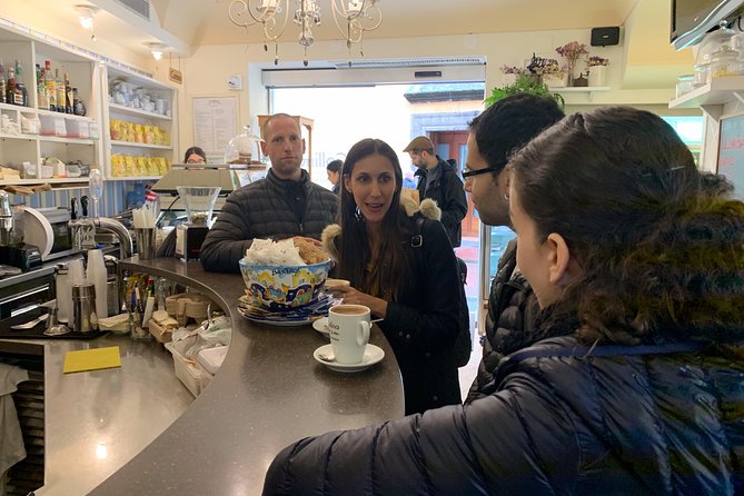 Private Transfer Naples to Sorrento stop to Pompeii and Pizza - Logistics: Meeting Points and Flexibility