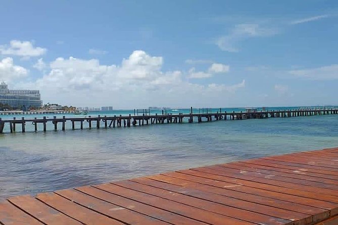 Private Transfer (One Way) Cancun And Hotel Zone (1-8 Passengers) - Meeting Points and Flexible Operating Hours for Your Convenience