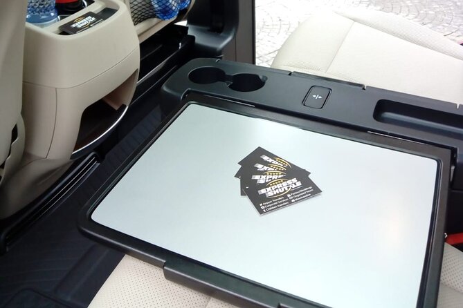 Private transfer Otopeni Airport OTP - Hotels in Bucharest - Easy Airport Pickup in Otopeni