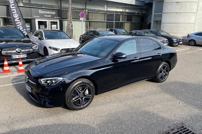 Private Transfer Paris from and to Airport (CDG, Orly, Beauvais) - Seamless Booking and Confirmation Process