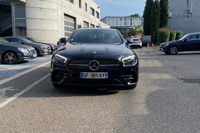 Private Transfer Paris from and to Airport (CDG, Orly, Beauvais) - Accessibility and Special Needs Accommodation