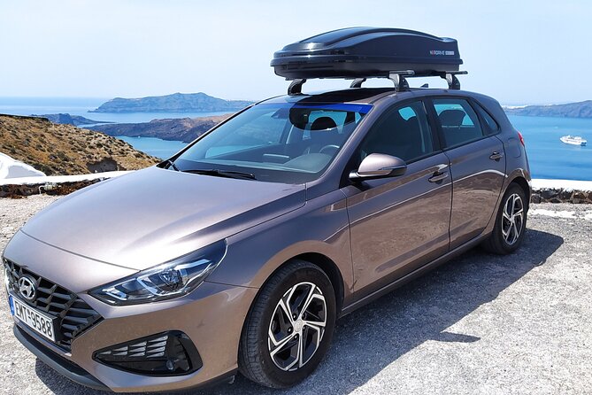 Private transfer Port/Airport or any destination in Santorini - The Experience of the Driver: Friendly and Knowledgeable