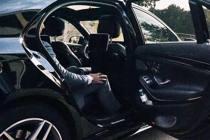 Private Transfer: Port of LE HAVRE to Paris City in Business Car - Pacing and Timing: A 40-Minute Ride into the City