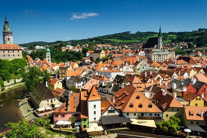 Private Transfer PraguePassau: Car/Van (17) via eský Krumlov - Comparing This Transfer to Other Options