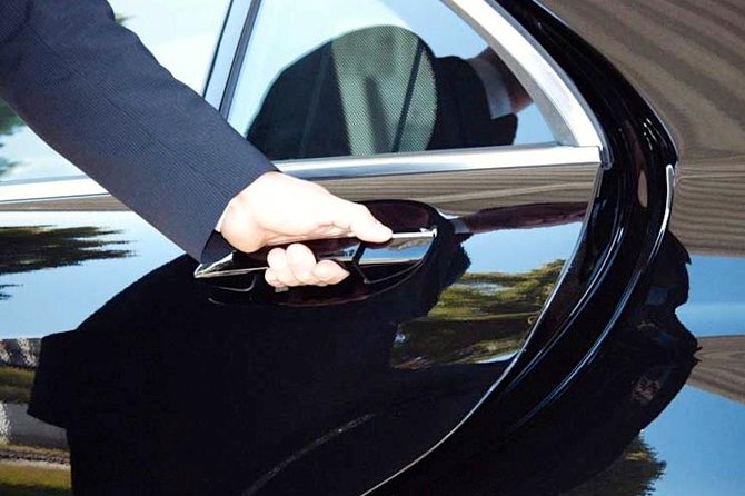 Private Transfer Rome-Civitavecchia Port or Civitavecchia-Rome - Flexible Pick-Up and Drop-Off Options