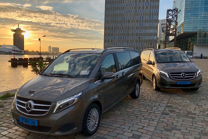 Private transfer Schiphol (AMS) to or from Rotterdam - Smooth and Luxurious Transfer Between Schiphol and Rotterdam