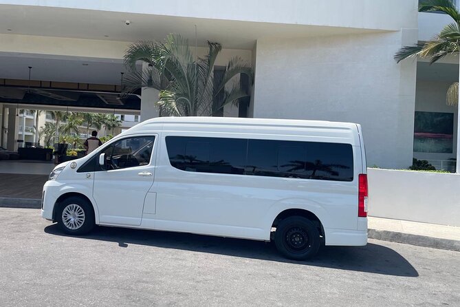 Private transfer SJD Airport to San Jose del Cabo Hotels One Way - Convenient and Private Airport Transfer in Baja California Sur