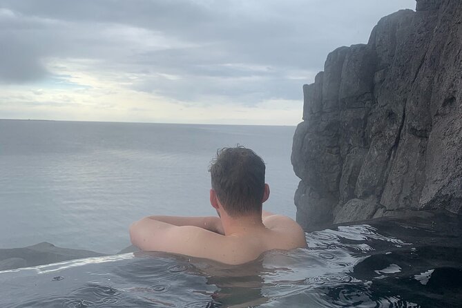 Private Transfer to and from Sky Lagoon - Accessibility and Extra Requests