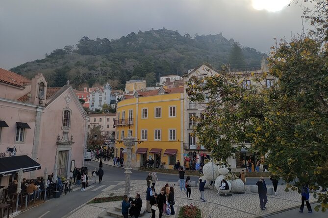 Private Transfer to Cascais or Sintra - How the Pickup Process Works in Lisbon