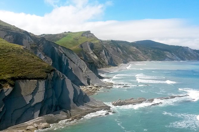 Private Transfer Tour Bilbao to San Sebastian through the Basque Coast - Scenic Drive Along the Basque Coast with Curated Stops