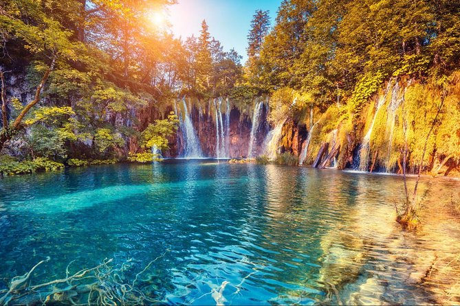 Private transfer - tour from Zagreb (Airport) to Split via Plitvice Lakes - Comfortable Private Vehicles Designed for Families and Groups