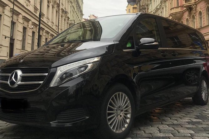 Private Transfer Vilshofen to Prague or Prague to Vilshofen - Hassle-Free Door-to-Door Transfers for a Smooth Start or End to Your Trip
