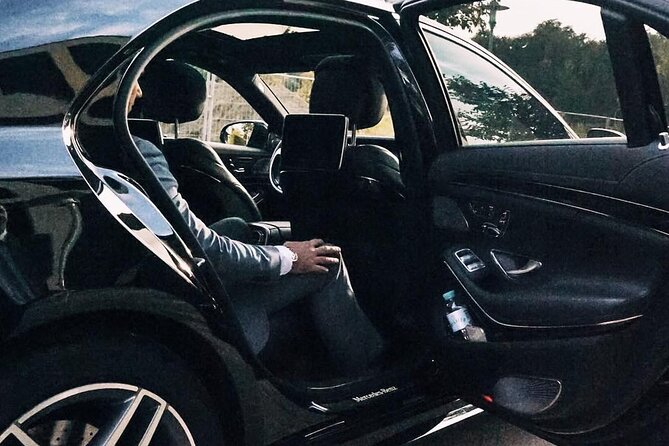 Private Transfer: Zurich Airport ZRH to Lucerne by Business Car - Key Points