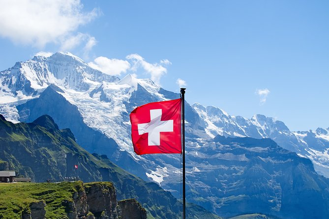 Private transfer Zurich to Lucerne (1-6 persons) - Efficient and Comfortable Zurich to Lucerne Transfer in Luxury Vehicles