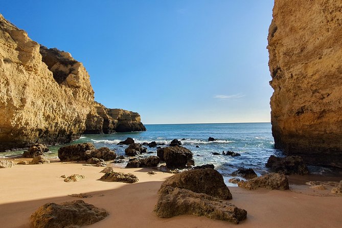 Private transfers between Faro and Portimão/Praia da Rocha - Who Should Consider This Service?