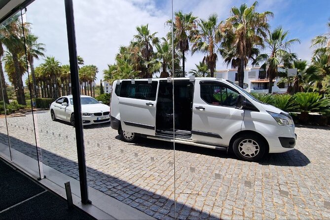 Private transfers between Faro and Sagres - Efficient and Comfortable Private Transfer from Faro to Sagres for Up to 4 Travelers