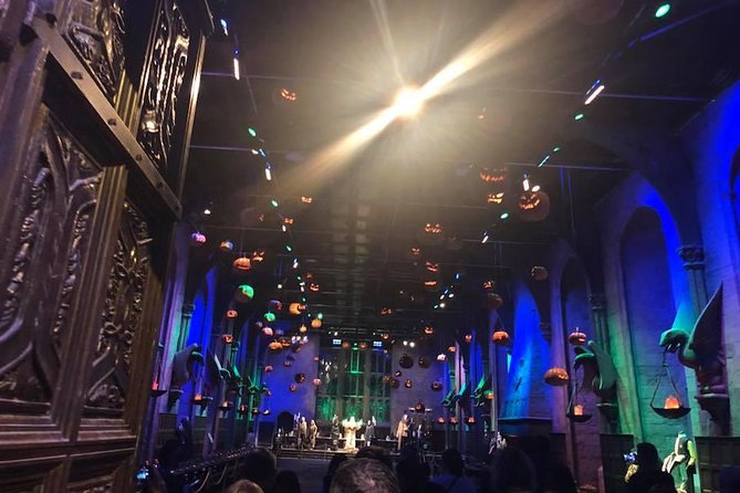 Private Transfers between London & Harry Potter Warner Studio - Key Points