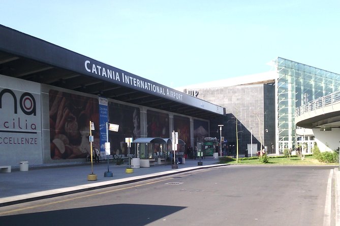 Private Transfert from and to Catania Airport - Efficient and Comfortable Transfers Between Catania Airport and Sicily Destinations