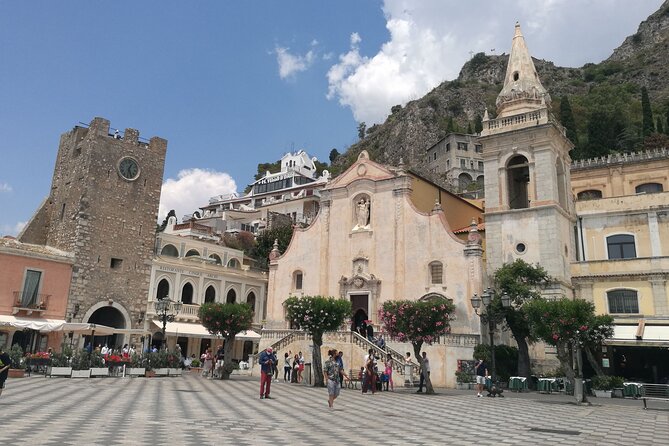 Private Transfert from and to Catania Airport - Travel from Catania to Cefalù and Palermo