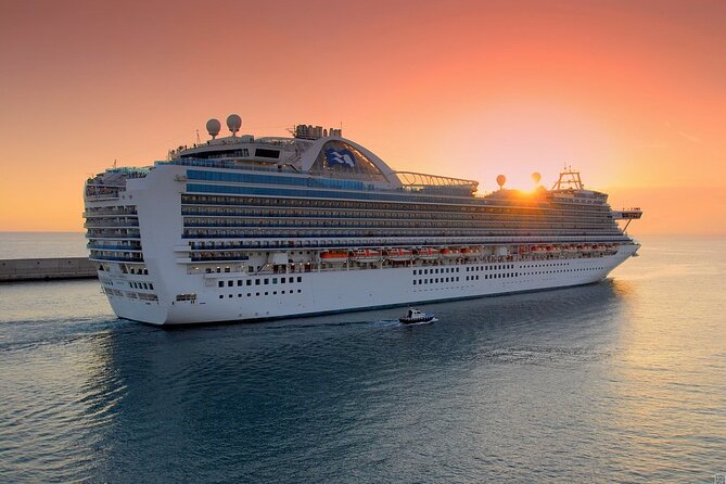 Private Transport from Civitavecchia Port to Rome or vice versa - Premium Mercedes Vehicles with Comfort Features